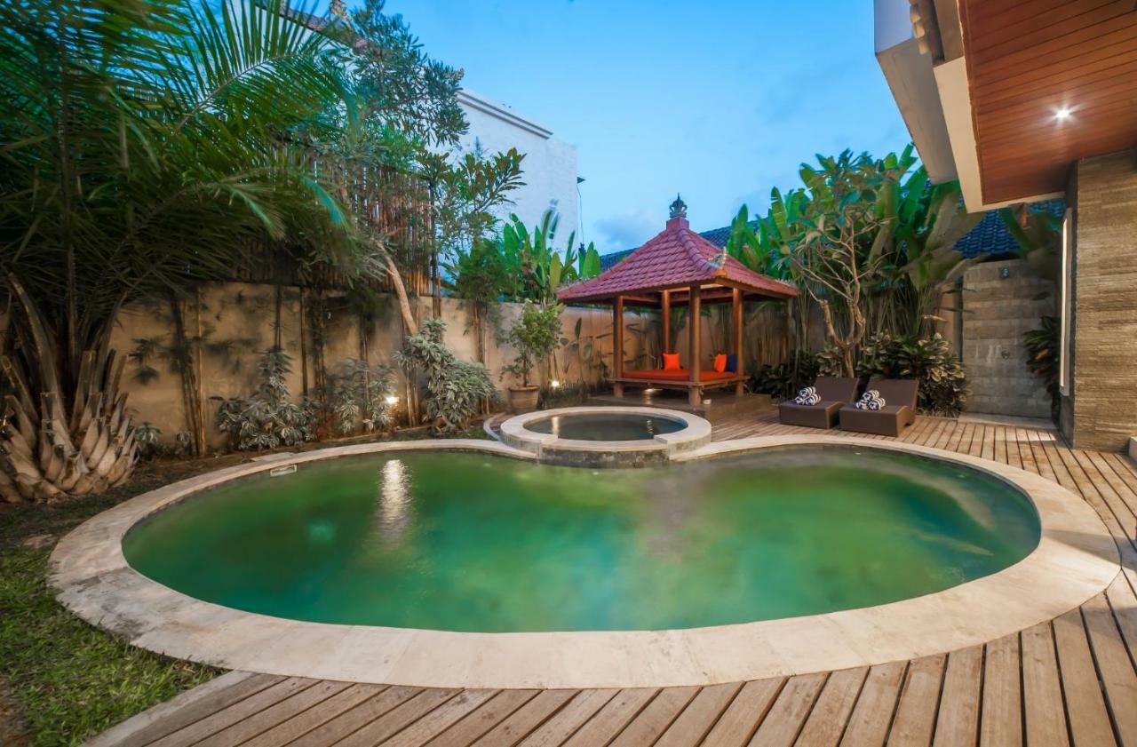 Villa Suzuki 2 Seminyak Экстерьер фото
