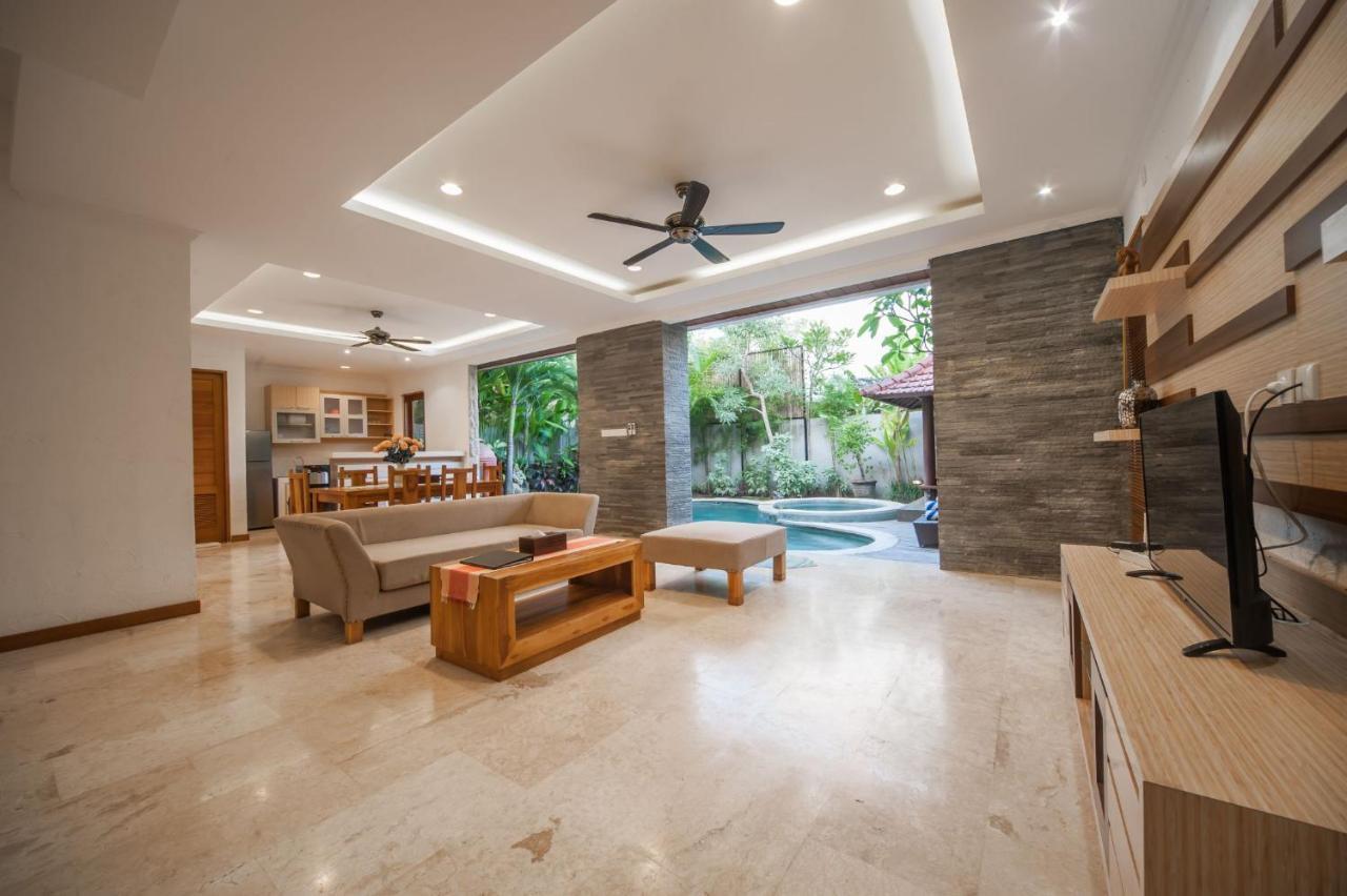 Villa Suzuki 2 Seminyak Экстерьер фото